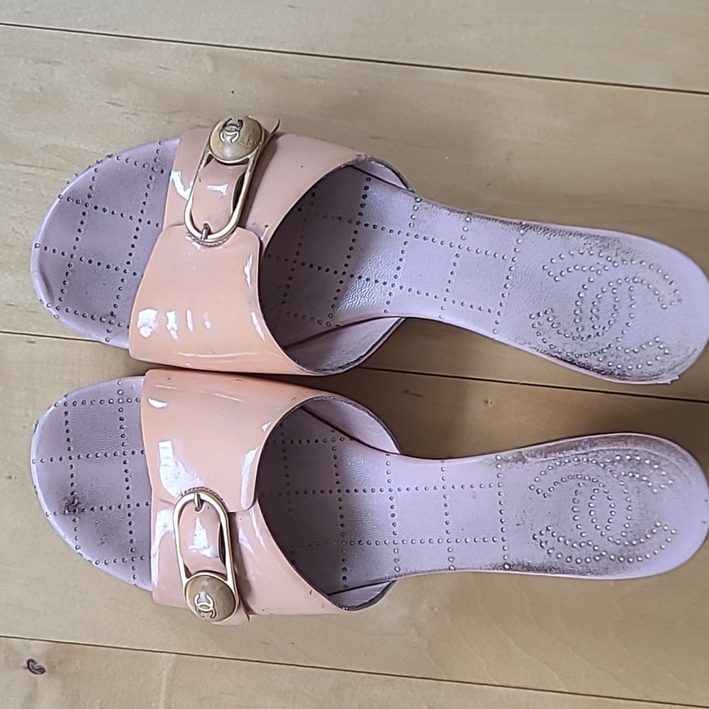 Authentic chanel wooden heel sandal size 8 - Picture 2 of 11